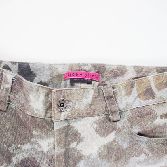 Alice and Olivia jeans size 2 animal print skinny - Picture 2 of 6